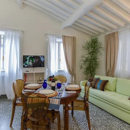 Dreaming Leonardo Apartment